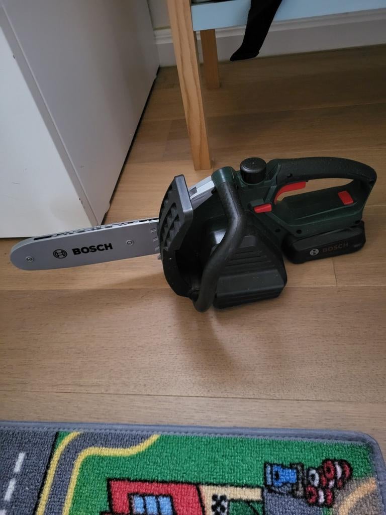 Speelgoed kettingzaag, Ophalen, Gebruikt