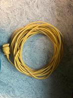 Verlengkabel geel twee polig met aarding  3g 1,5, Doe-het-zelf en Bouw, Elektriciteit en Kabels, Ophalen, Gebruikt, Kabel of Snoer
