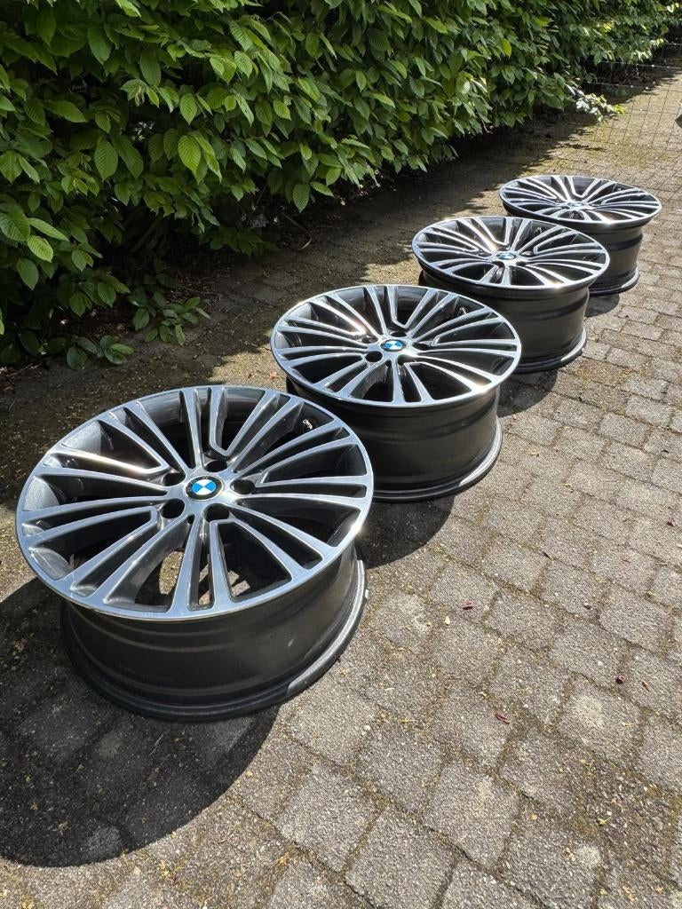 Jantes sport BMW Série 5 G30-G31, Autos : Pièces & Accessoires, Pneus & Jantes, 245 mm, 4 Saisons, Véhicule de tourisme, 18 pouces