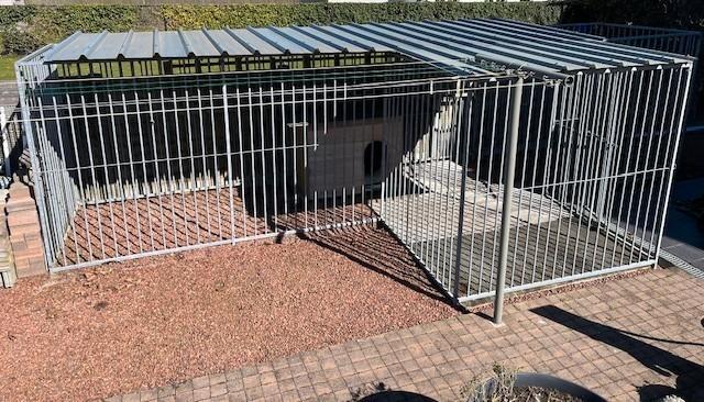 parc pour chiens avec panneaux de toit, Animaux & Accessoires, Maisons pour chiens, Utilisé, Chenil chien, 100 cm ou plus, 110 cm ou plus