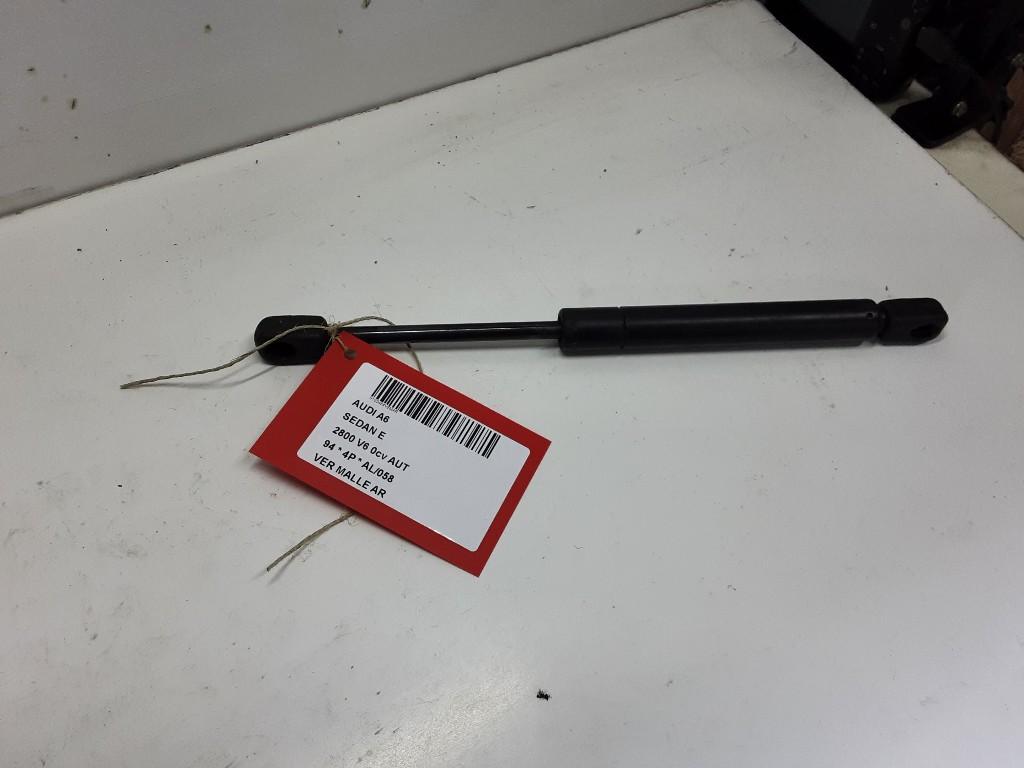 ACHTERKLEPSLOT Audi A6 (C4) (01-1994/10-1997), Gebruikt, Achterklep, Mevr. I. Hauben, Audi