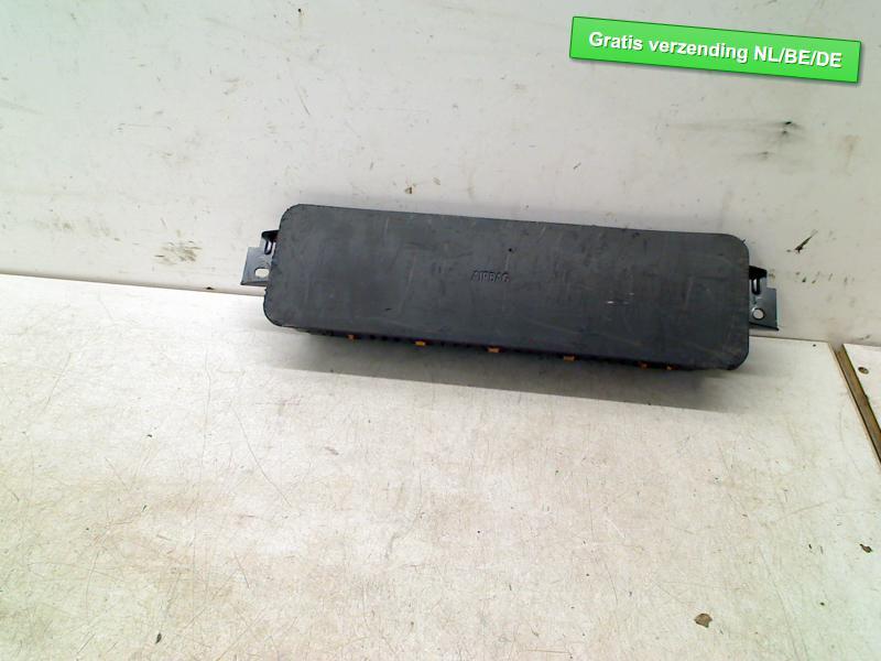 AIRBAG GENOU GAUCHE X3 G01 BMW X4 (G02) (9363843), Dhr. R. de Gouw, Utilisé, Info@123Parts.nl, De Bloemendaal 21 21
5221 EB  'S HERTOGENBOSCH, NL