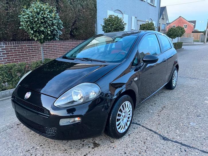 Fiat Punto 2012 – 1.2 Benzine – Slechts 121.000 km, Auto's, Fiat, Bedrijf, Punto, Benzine, Euro 5, 3 deurs, Handgeschakeld, Ophalen