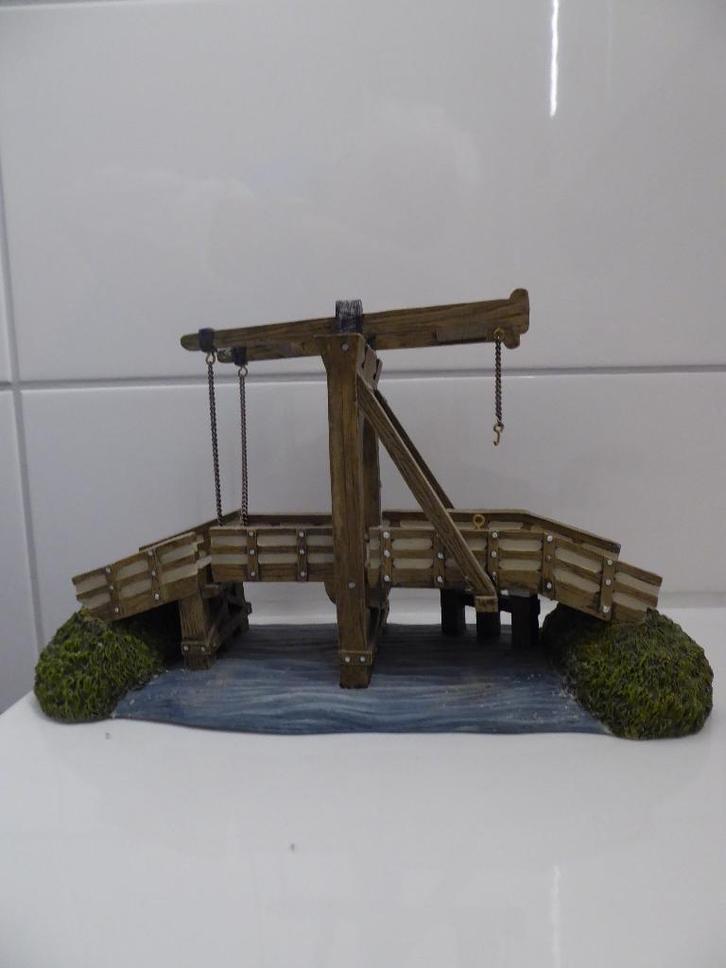 Luville Objet : pont-levis au-dessus de l'étang 602322, Divers, Noël, Comme neuf, Enlèvement ou Envoi