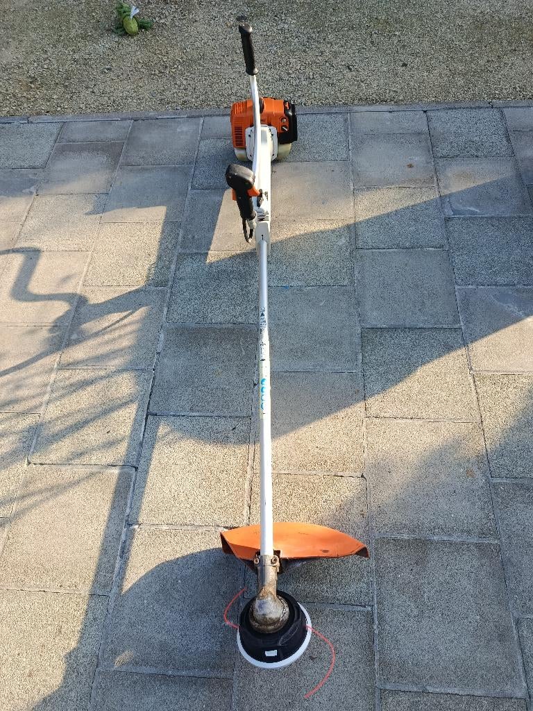 Débroussailleuse sthil fs 350, Jardin & Terrasse, Débroussailleuses, Stihl, Comme neuf, Essence, Enlèvement
