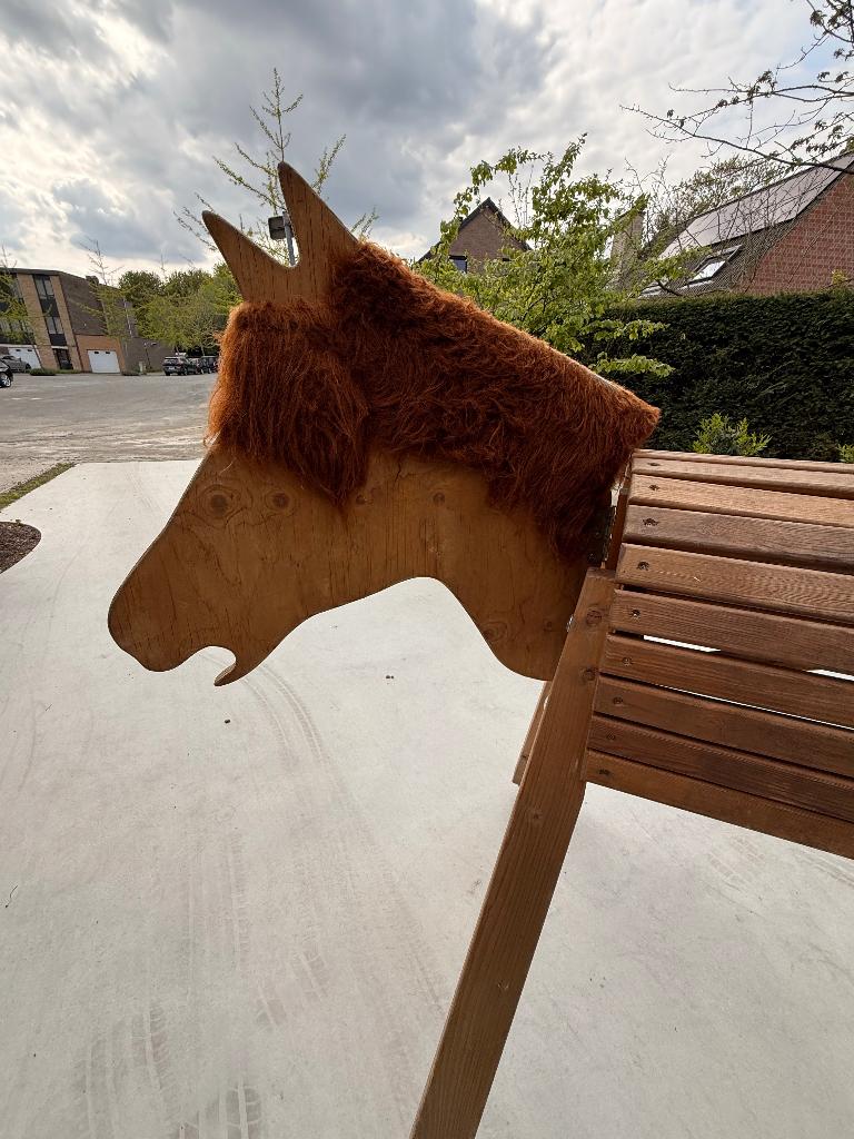 Houten speelgoedpaard 120cm hoog, Kinderen en Baby's, Speelgoed | Buiten | Speeltoestellen, Zo goed als nieuw, Ophalen