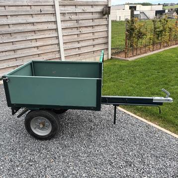 Kleine aanhangwagen beschikbaar voor biedingen