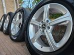 17" Mercedes GLA H247 GLB X247 winterset 7,8mm Michelin ZGAN, Banden en Velgen, 17 inch, Terreinwagen, Gebruikt