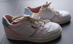 Sneakers van merk Levi's, Ophalen, Meisje, Sportschoenen, Zo goed als nieuw