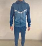 Nike Trainingspak blauw maat S, Vêtements | Hommes, Vêtements de sport, Comme neuf, Général, Bleu, Taille 46 (S) ou plus petite