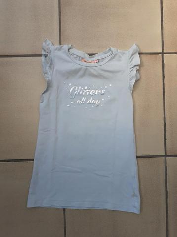 T-shirt 134, Kinderen en Baby's, Kinderkleding | Maat 134, Meisje, Ophalen of Verzenden, Zo goed als nieuw, Someone