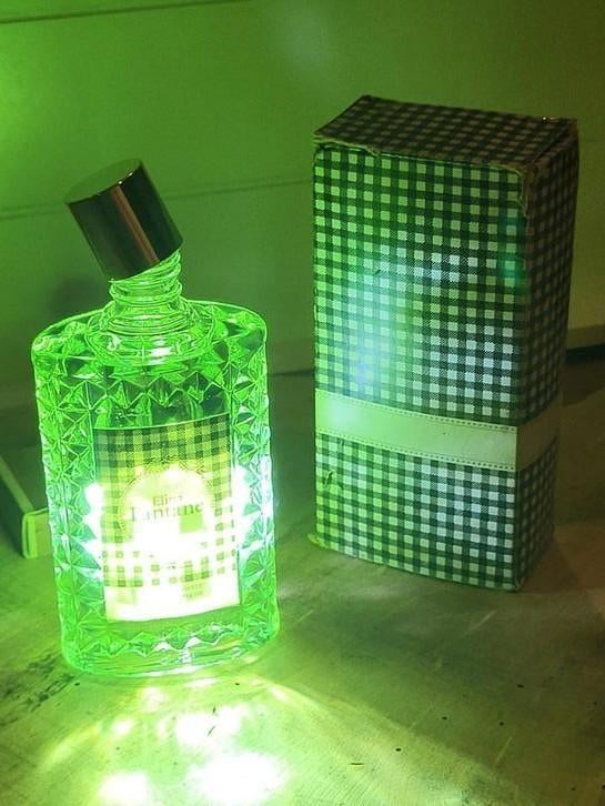 👽👽👽ELINA FANTANE GREEN  erg zeldzame vonst👽👽👽, Handtassen en Accessoires, Uiterlijk | Parfum, Nieuw, Ophalen of Verzenden