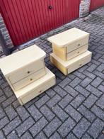 2 nachtkastjes Italiaans design vintage, Ophalen, Zo goed als nieuw