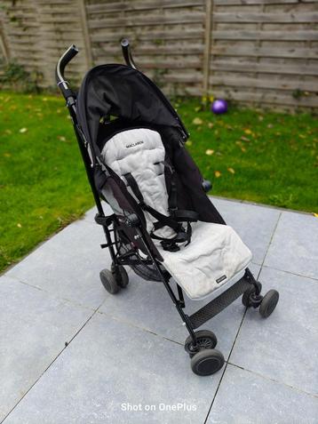 Buggy Maclaren : léger et compact, parfait pour les enfants