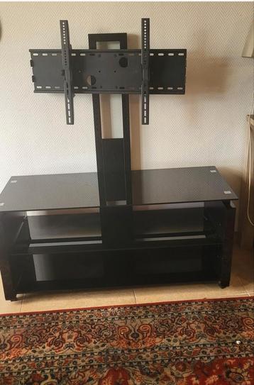 Tv tafel met beugel (zwaar) beschikbaar voor biedingen