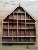 Armoire suspendue avec compartiments triangulaires en bois, Utilisé, Enlèvement ou Envoi
