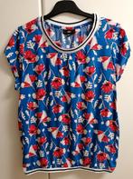 Kobaltblauw bloesje met bloemen en ronde hals, 38, Enlèvement ou Envoi, Comme neuf