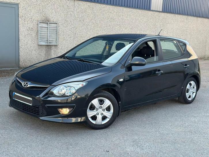 Hyundai i30 1.6 CRDi 2010* 309.000Km’s!* EURO 4 GEEN AIRCO!, Auto's, Hyundai, Bedrijf, Te koop, i30, Diesel, Euro 4, Berline, 5 deurs