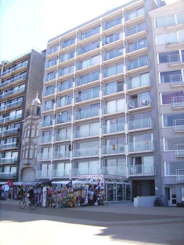 TE HUUR: LUXE APPARTEMENT ZEEDIJK MIDDELKERKE beschikbaar voor biedingen