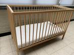 Babybedje + matras, Kinderen en Baby's, Kinderkamer | Bedden, Ophalen, Gebruikt, Minder dan 140 cm, Matras