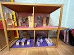 Poppenhuis met houten meubels, Ophalen, Gebruikt, Poppenhuis