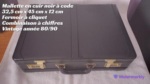 Mallette en cuir noir à code de 3 chiffres (droite / gauche), Bijoux, Sacs & Beauté, Valises, Utilisé, Cuir, Enlèvement ou Envoi