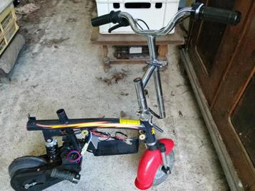 Elektrische scooter te repareren/voor onderdelen/klusjesman