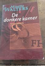 Minette Walters :  De donkere kamer, Ophalen of Verzenden