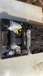 Nagelpistool met bijhorende compressor, Doe-het-zelf en Bouw, Gereedschap | Handgereedschap, Ophalen, Zo goed als nieuw