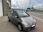 Mercedes - Benz A170 Avantgarde Benzine gekeurd met carpass, Auto's, Voorwielaandrijving, Zwart, 4 cilinders, Leder en Stof