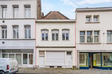 Maison à vendre à Tournai, 5 chambres, Maison individuelle, 10867 kWh/an, 5 pièces