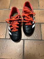 Voetbalschoenen Adidas (maat 34 (FR)), Sport en Fitness, Voetbal, Ophalen, Gebruikt, Schoenen