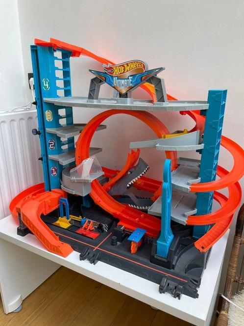 Hot Wheels Ultimate garage, Kinderen en Baby's, Speelgoed | Racebanen, Zo goed als nieuw, Racebaan, Opwindmechanisme, Hot Wheels