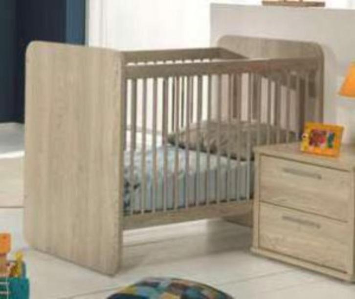 Meegroeibed 'Nina', Kinderen en Baby's, Kinderkamer | Bedden, Gebruikt, 180 cm of meer, 85 tot 100 cm, Lattenbodem, Matras, Ophalen
