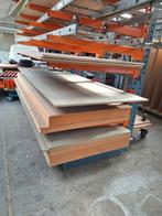 Lot van "81 mdf platen, Doe-het-zelf en Bouw, Ophalen, Zo goed als nieuw