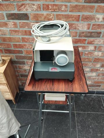Ensemble complet projecteur Paximat vintage+ support beschikbaar voor biedingen