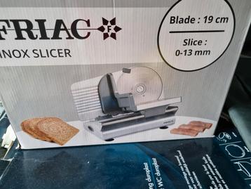 Allessnijder voor brood en vlees Friac beschikbaar voor biedingen