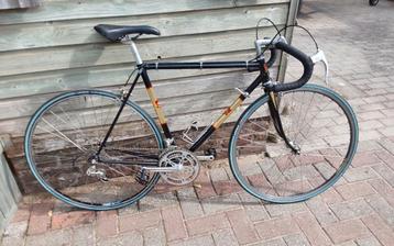 retrokoersfiets president  beschikbaar voor biedingen