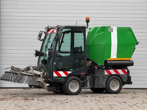 Holder X40 Kubota straatveger 2017 werktuigdrager (bj 2017), Zakelijke goederen, Machines en Bouw | Onderhoud en Reiniging