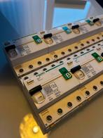 Differentieelschakelaar - 4P - 40A - 30mA - B EV type, Ophalen, Zo goed als nieuw