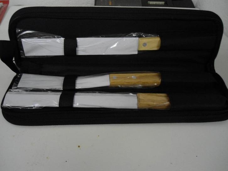 Splinternieuwe Barbecue artikelen, tangen, vorken, messen..., Tuin en Terras, Houtskoolbarbecues, Nieuw, Ophalen of Verzenden