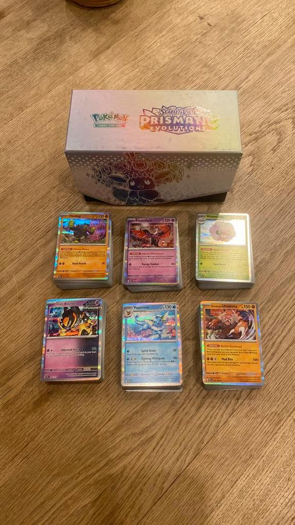 Pokémon pakketjes Prismatic Evolutions +70 Geen dubbele, Hobby en Vrije tijd, Verzamelkaartspellen | Pokémon, Zo goed als nieuw