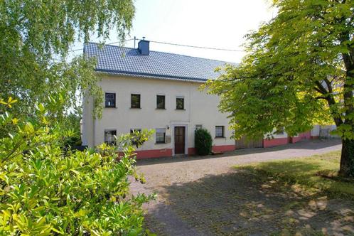 Woonhuis met garage, overdekt terras en tuin in de Eifel, Immo, Buitenland, Duitsland, Woonhuis, Dorp