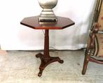 antieke mahonie bijzet tafel 8-hoekig B 59cm H 70cm, Antiek en Kunst, Antiek | Meubels | Tafels, Ophalen