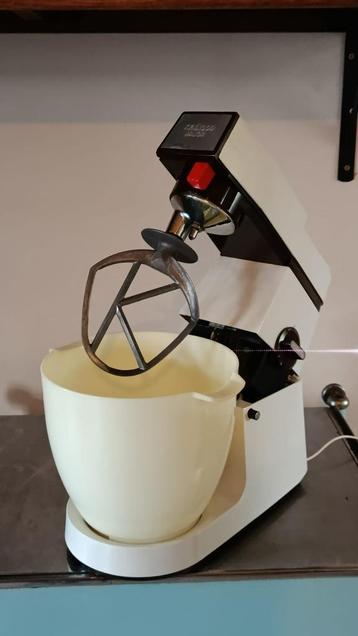 Kenwood Major 9070 planeetmenger beschikbaar voor biedingen