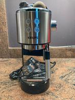 Machine à Café KRUPS Virtuoso, Electroménager, Café moulu, Machine à espresso, Réservoir d'eau amovible, Enlèvement