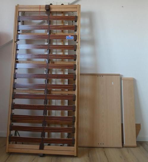 1 persoonsbed met instelbare latoflex (ideaal voor student), Huis en Inrichting, Slaapkamer | Bedden, Gebruikt, Eenpersoons, 90 cm
