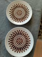 Borden en kopjes biltons, Ophalen