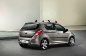 Dakdragers origineel imperiaal Hyundai - E82001J001AL - i20  beschikbaar voor biedingen