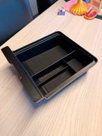 Spigen Tesla Model Y middenconsole organizer, Auto diversen, Auto-accessoires, Ophalen, Zo goed als nieuw
